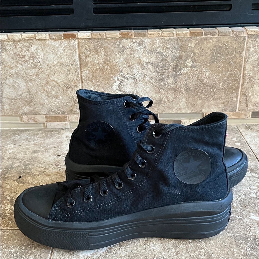 Converse All Star Platform All-Black Canvas Sneakers . Women’s Size 10.